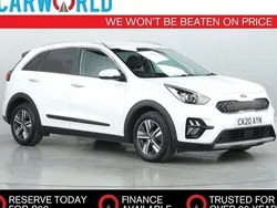 White Used 2020 Kia Niro 2 SUV | £11,990 (Fair price)