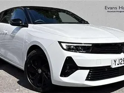 White New 2025 Vauxhall Astra Estate | £21,299 (A bit pricey)