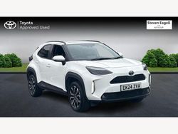 White Used 2024 Toyota Yaris Hybrid Design Hatchback | £22,377 (A bit pricey)