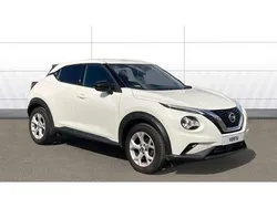 White Used 2021 Nissan Juke N-Connecta SUV | £12,814 (Fair price)