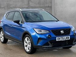 Metallic saphire blue with black roof New 2025 Seat Arona FR SUV | £19,590 (Fair price)