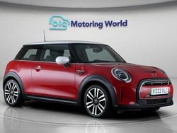 Red Used 2022 Mini Cooper SE Hatch Hatchback | £13,400 (Fair price)