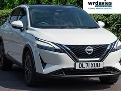 White Used 2022 Nissan Qashqai Tekna SUV | £22,799 (A bit pricey)