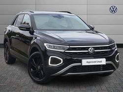 Black Used 2025 VW T-Roc Style SUV | £27,994 (Fair price)