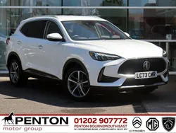 White Used 2024 MG HS Trophy SUV | £17,990 (Fair price)