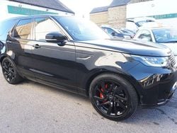 Black Used 2019 Land Rover Discovery 5 HSE SUV | £25,000 (Fair price)