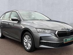 Grey Used 2024 Skoda Octavia SE Technology Estate | £22,364 (Fair price)