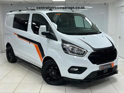 White Used 2022 Ford Transit Custom Trend Van | £20,995