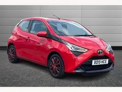 Red Used 2019 Toyota Aygo X-play Hatchback | £7,601 (Good price)
