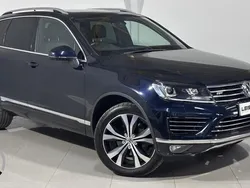 Blue Used 2016 VW Touareg R-line SUV | £14,390 (Super price)