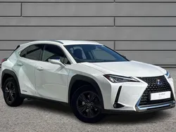 White Used 2021 Lexus UX 250h SUV | £20,450 (Fair price)