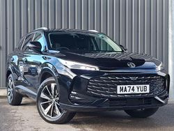 Black Used 2024 MG HS SE SUV | £19,998 (Expensive)