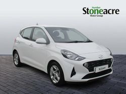 White Used 2022 Hyundai i10 SE Hatchback | £10,808 (Fair price)