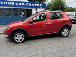 Red Used 2016 Dacia Sandero Lauréate Hatchback | £4,500 (Fair price)