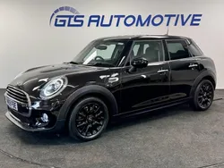 Black Used 2019 Mini Cooper Classic Hatchback | £12,490 (Good price)