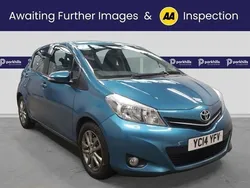 Blue Used 2014 Toyota Yaris Multidrive S Hatchback | £10,401 (Fair price)
