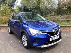 Blue Used 2022 Renault Captur Iconic SUV | £14,995 (Fair price)