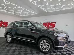 Black Used 2019 VW Touareg SEL SUV | £19,999 (Expensive)