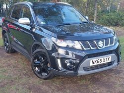 Black Used 2016 Suzuki Vitara SUV | £10,998 (Fair price)