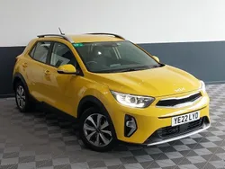 Yellow Used 2022 Kia Stonic 2 SUV | £15,298 (Fair price)