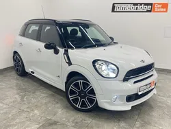 White Used 2016 Mini Cooper S Countryman SUV | £12,295 (A bit pricey)