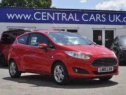 Red Used 2015 Ford Fiesta Zetec Hatchback | £5,995 (Fair price)