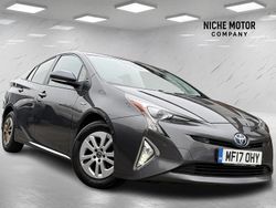 Grey Used 2017 Toyota Prius Business Edition Hatchback | £11,250 (Fair price)