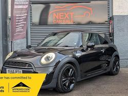 Black Used 2016 Mini Cooper S Hatch Hatchback | £9,990 (A bit pricey)
