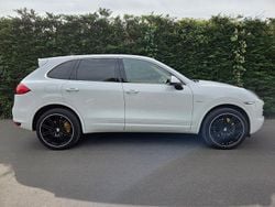 White Used 2012 Porsche Cayenne SUV | £12,495 (Good price)