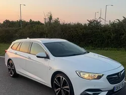 White Used 2017 Vauxhall Insignia SRi Estate | £5,695 (Fair price)