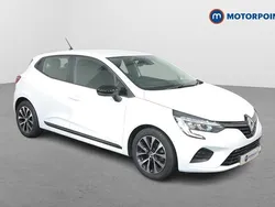 White Used 2023 Renault Clio V Evolution Hatchback | £12,199 (Good price)