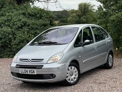 Silver Used 2004 Citroën Xsara Picasso Exclusive MPV | £2,950 (A bit pricey)