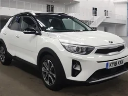 White Used 2018 Kia Stonic First Edition SUV | £10,995 (Fair price)