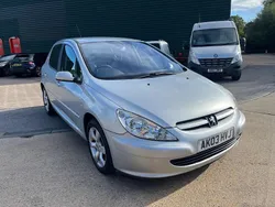Silver Used 2003 Peugeot 307 Hatchback | £990 (Fair price)