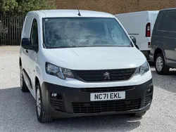 White Used 2022 Peugeot Partner Premium MPV | £7,495 (Good price)
