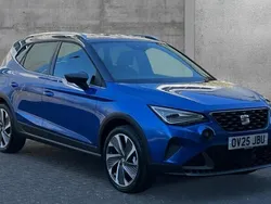 Sapphire blue Used 2025 Seat Arona FR Sport SUV | £19,072 (Fair price)