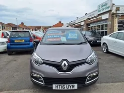 Grey Used 2016 Renault Captur Dynamique SUV | £8,995 (Expensive)