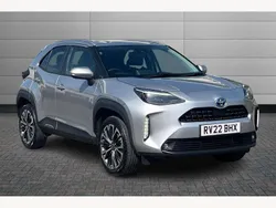 Silver Used 2022 Toyota Yaris Cross SUV | £20,950 (Fair price)
