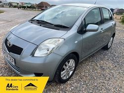 Silver Used 2008 Toyota Yaris Hatchback | £3,000 (Fair price)