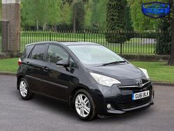 Black Used 2011 Toyota Verso MPV | £4,999 (Super price)