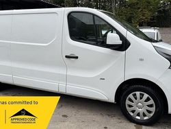 White Used 2018 Vauxhall Vivaro Sportive Van | £7,495 (Fair price)