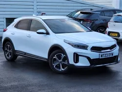 Fusion white Used 2023 Kia XCeed 3 SUV | £22,994