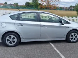 Silver Used 2013 Toyota Prius Hatchback | £6,500 (Good price)