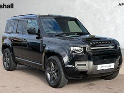 Santorini black Used 2025 Land Rover Defender SE Dynamic SUV | £65,000 (Expensive)