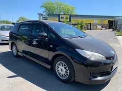 Black Used 2025 Toyota Wish MPV | £5,600