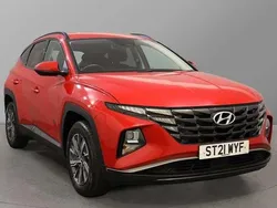 Engine red Used 2021 Hyundai Tucson SE SUV | £20,982 (Good price)