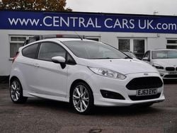 White Used 2013 Ford Fiesta Zetec Hatchback | £2,995 (A bit pricey)
