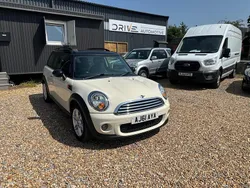 White Used 2011 Mini Cooper Clubman Estate | £4,293 (Good price)