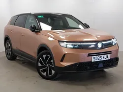 Two coat premium metallic impact copper New 2025 Vauxhall Grandland X Ultimate SUV | £31,998 (Fair price)