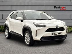 White Used 2023 Toyota Yaris SUV | £20,450